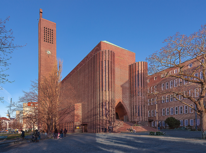 Ossip Klarwein, Kirche am Hohenzollernplatz, Berlin, erbaut 1930–1933, Foto: Jorge Pérez de Lara / Wikimedia Commons (CC BY-SA 4.0) Ossip Klarwein, Kirche am Hohenzollernplatz, Berlin, erbaut 1930–1933, Foto: Jorge Pérez de Lara / Wikimedia Commons (CC BY-SA 4.0)